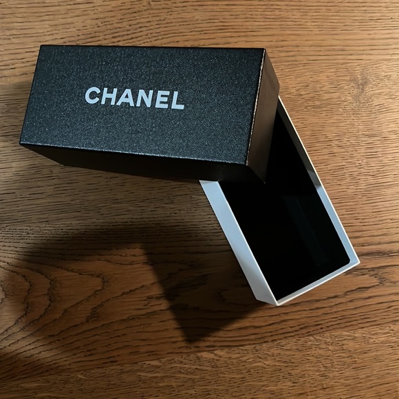 Chanel Sunglasses Box - Picture 2 of 2